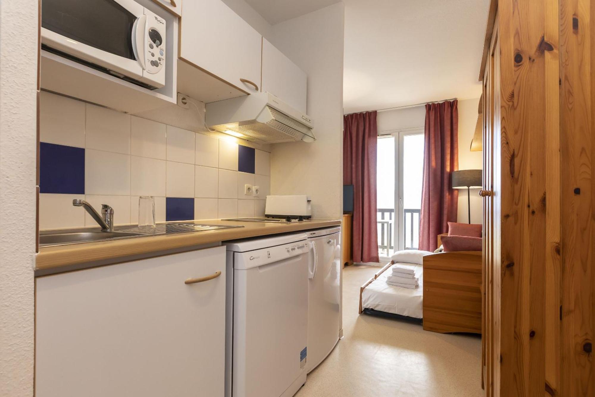 Residence Odalys Mille Soleils Font-Romeu-Odeillo-Via ภายนอก รูปภาพ