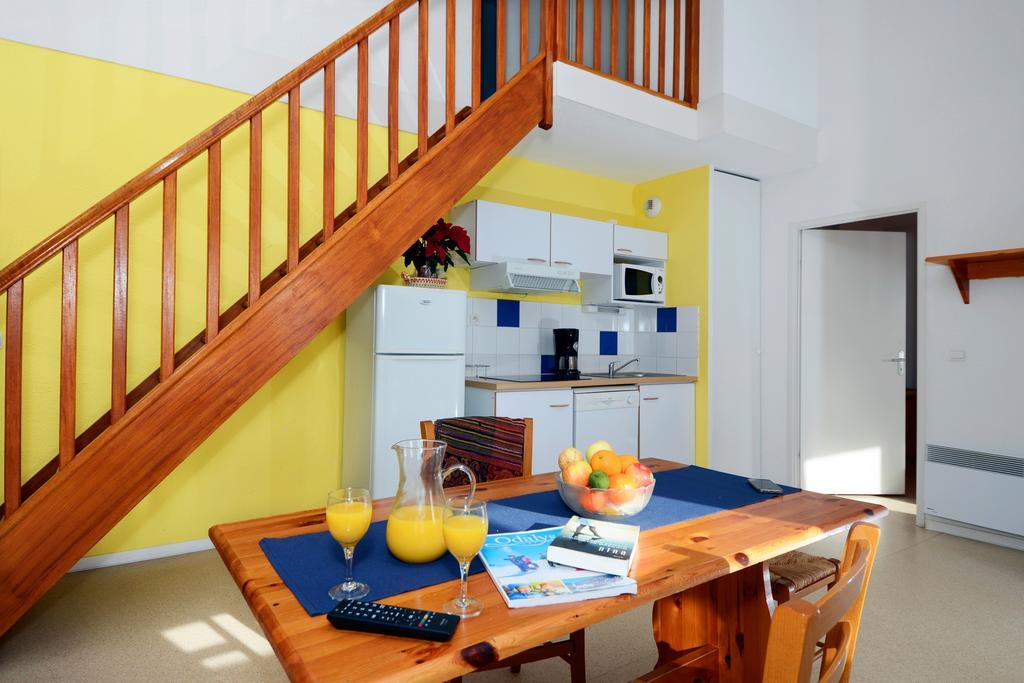 Residence Odalys Mille Soleils Font-Romeu-Odeillo-Via ภายนอก รูปภาพ